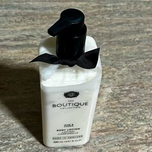 The Boutique Collection OUD & CASSIS HTF Body Lotion with Pump Made in England